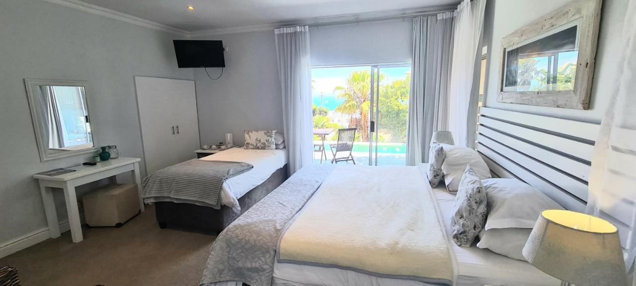 Finchley Guesthouse In Camps Bay Città del Capo Esterno foto