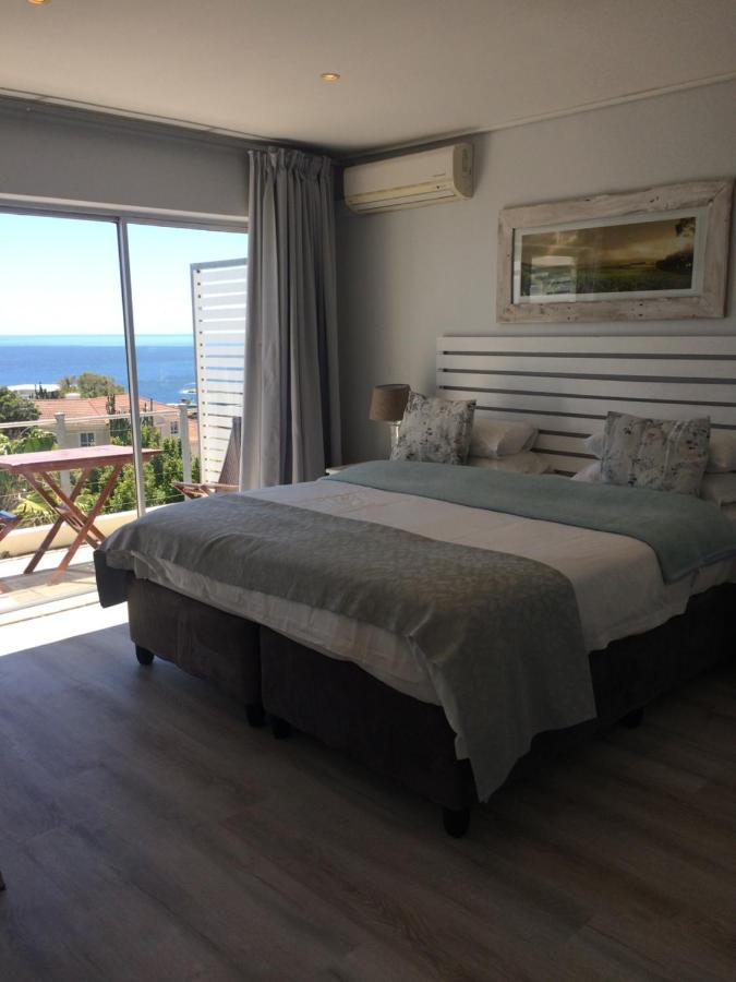Finchley Guesthouse In Camps Bay Città del Capo Esterno foto