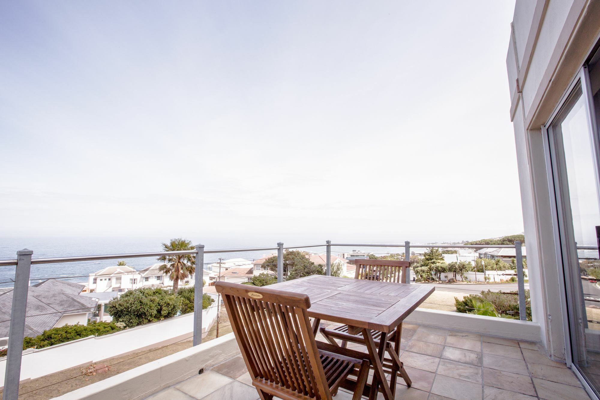Finchley Guesthouse In Camps Bay Città del Capo Esterno foto